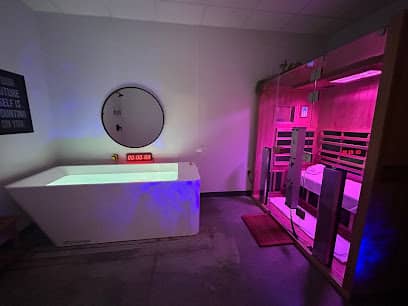C-Suites: Sauna and Plunge - Wellness center in Bentonville