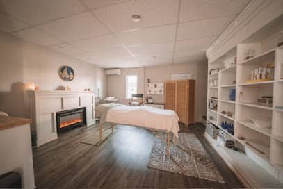 Pure Spa & Studio - Facial spa in Bridgton