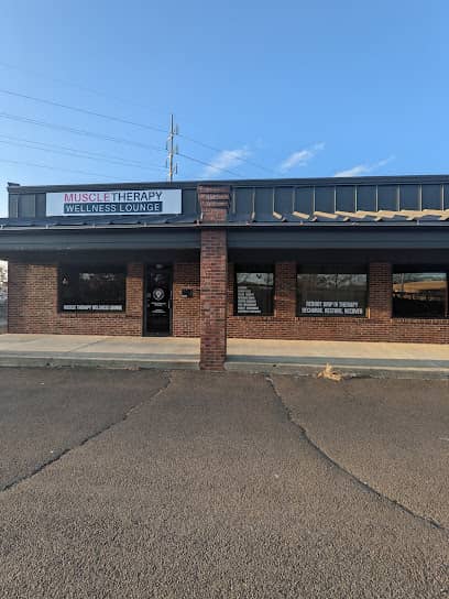 Muscle Therapy Wellness Lounge - Massage therapist in North Haven