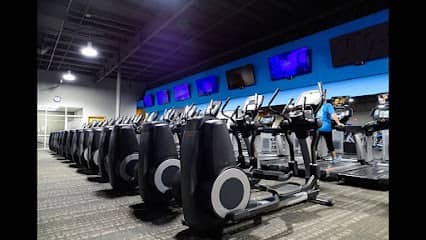 Genesis Health Clubs - Merle Hay - Gym in Des Moines
