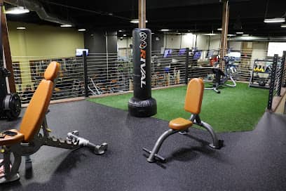 Physiq Fitness - Fitness center in Salem