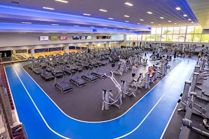 Genesis Health Clubs - Westroads - Gym in Omaha