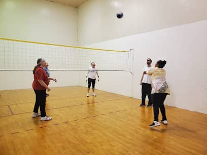 Warren Racquetball & Fitness - Recreation center in Warren