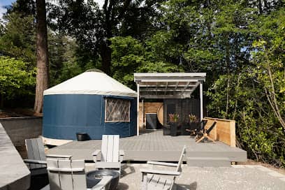 Purple City Retreats - Wellness hotel in Portland