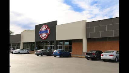 Genesis Health Clubs - Lee's Summit West - Gym in Lee's Summit