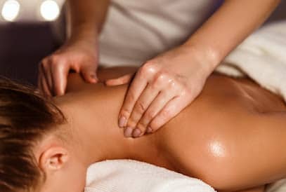Pour Vous Day Spa - Massage spa in Raleigh