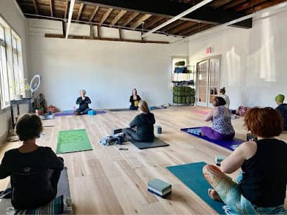 OmGrown Yoga & Wellness Collective - Yoga studio in Baldwin City
