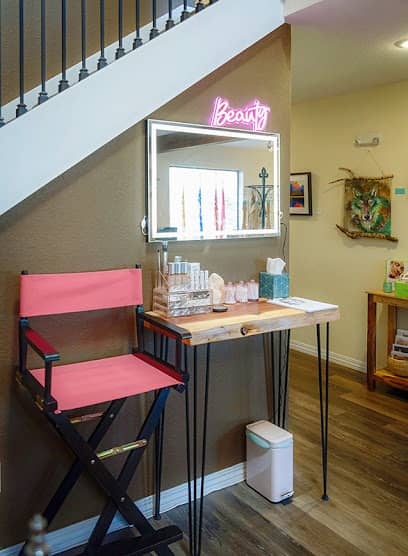 Resonate Health Spa - Skin care clinic in Newberg