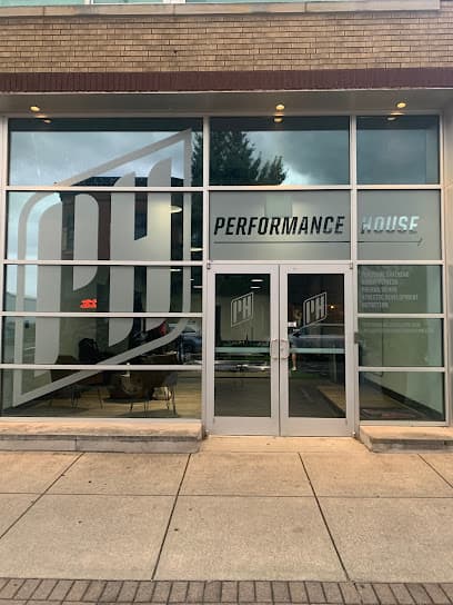 Performance House - Gym in Newport, KY
