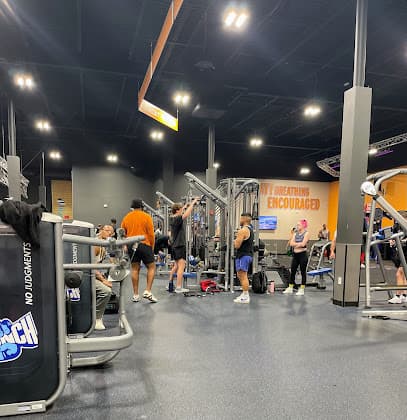 Crunch Fitness - Middletown, KY - Gym in Louisville, KY