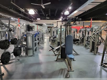 Refinery Gym - Gym in Champaign, IL