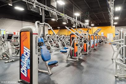 Crunch Fitness - Boulder - Gym in Boulder, CO